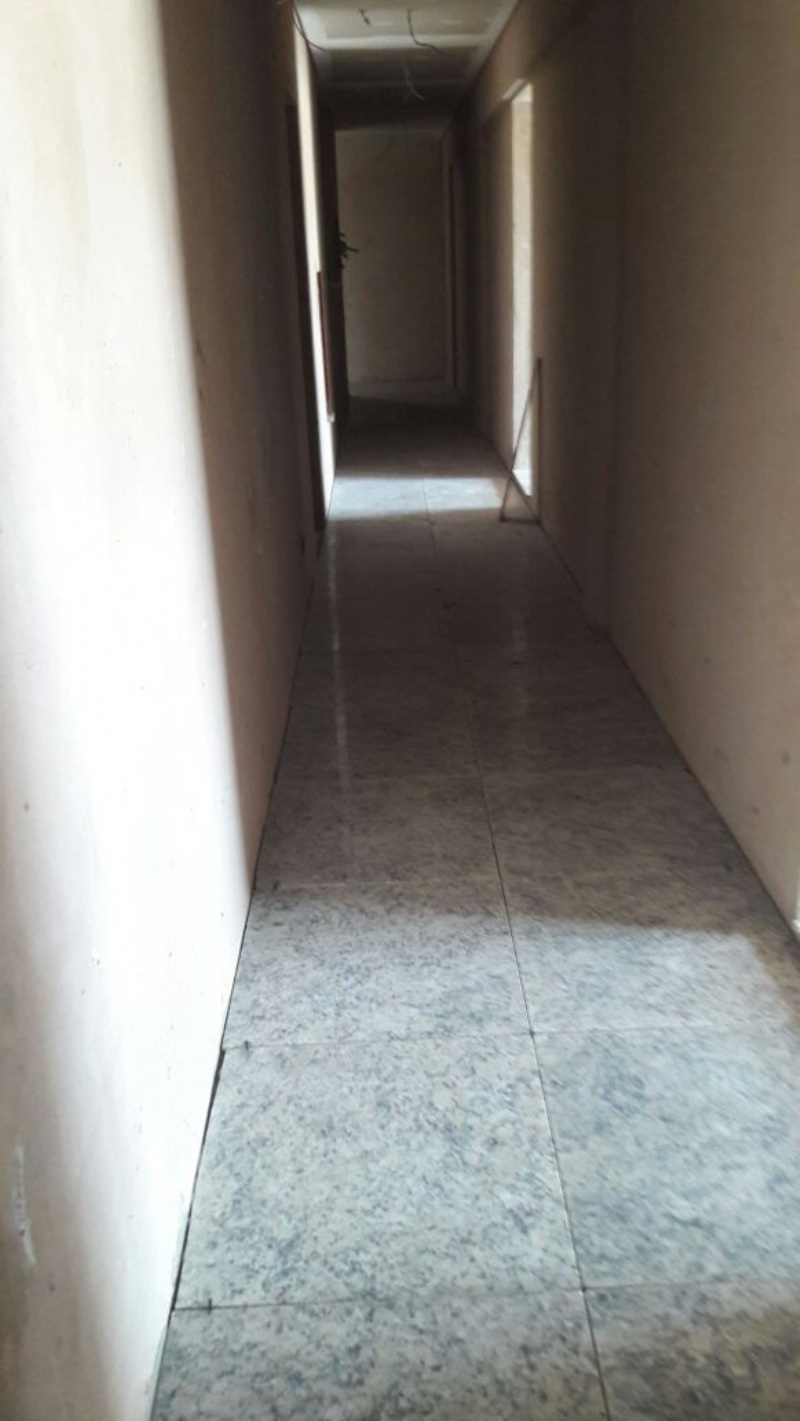 Foto atualizada 02/02/2017 - Piso de granito